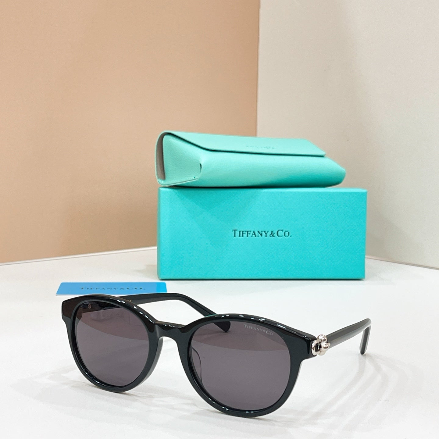 Tiffany & Co. OTF 4263D Sunglasses
